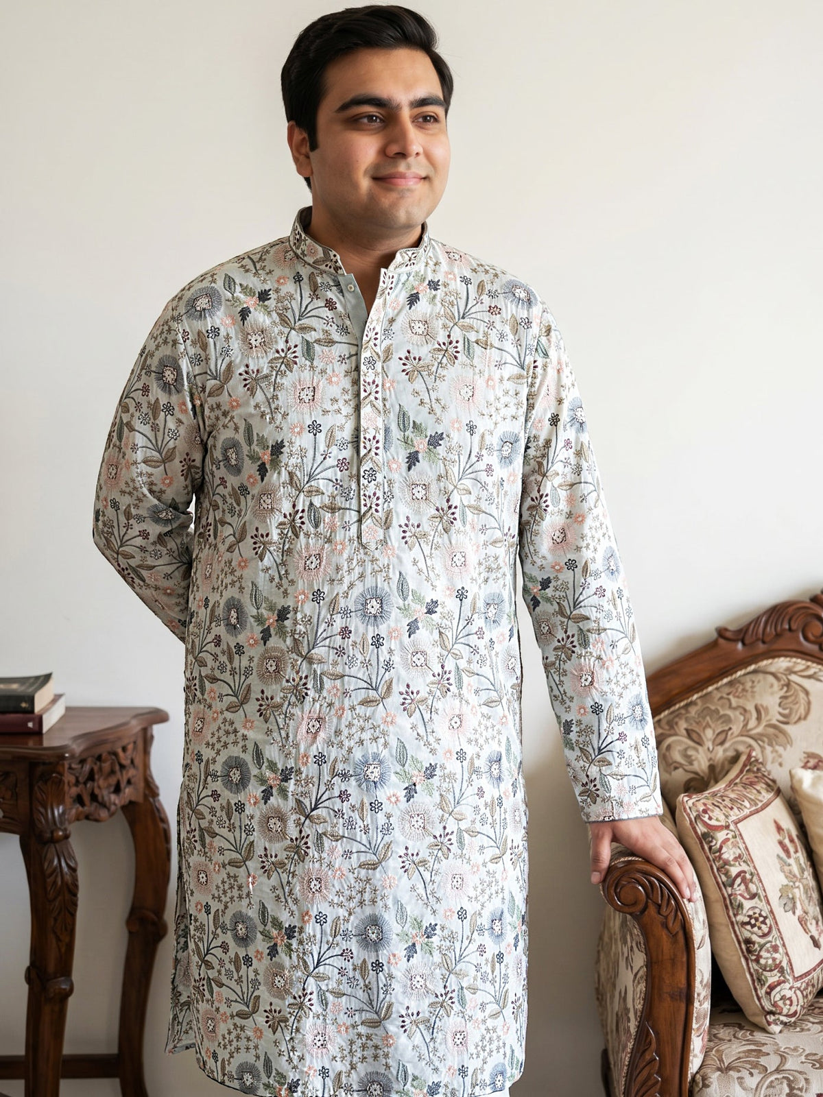 Embroidered Kurta For Men ( KO 5227White XXLxx )