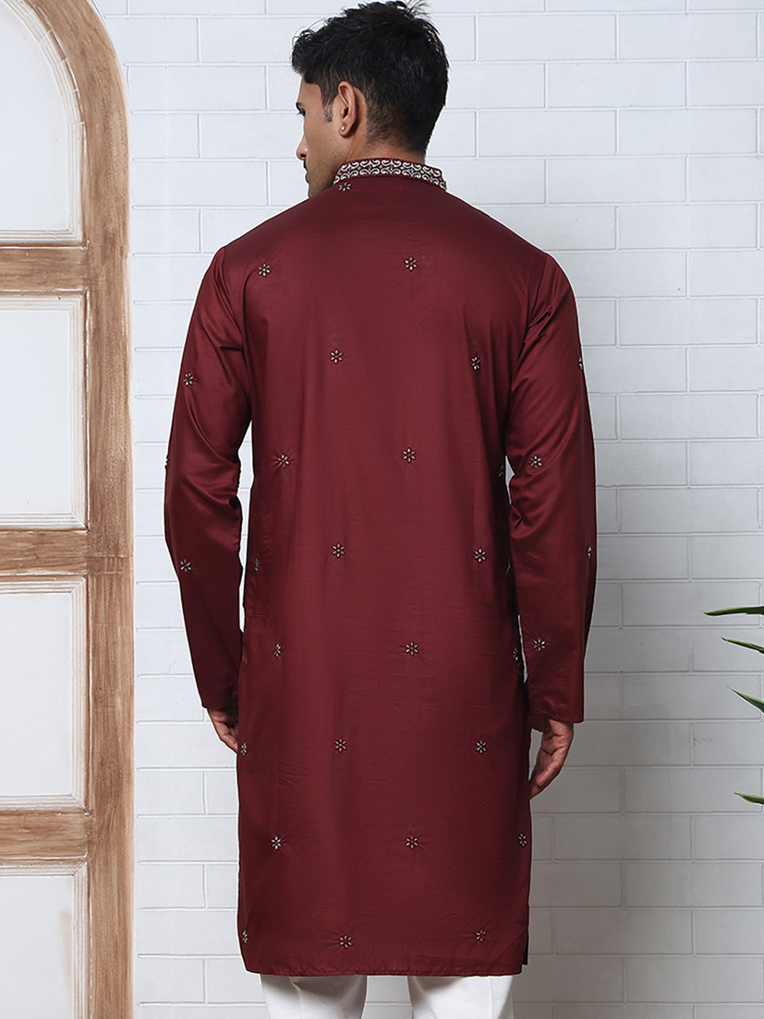Embroidered Silk-Blend Kurtas ( ANMKO 292Maroon )