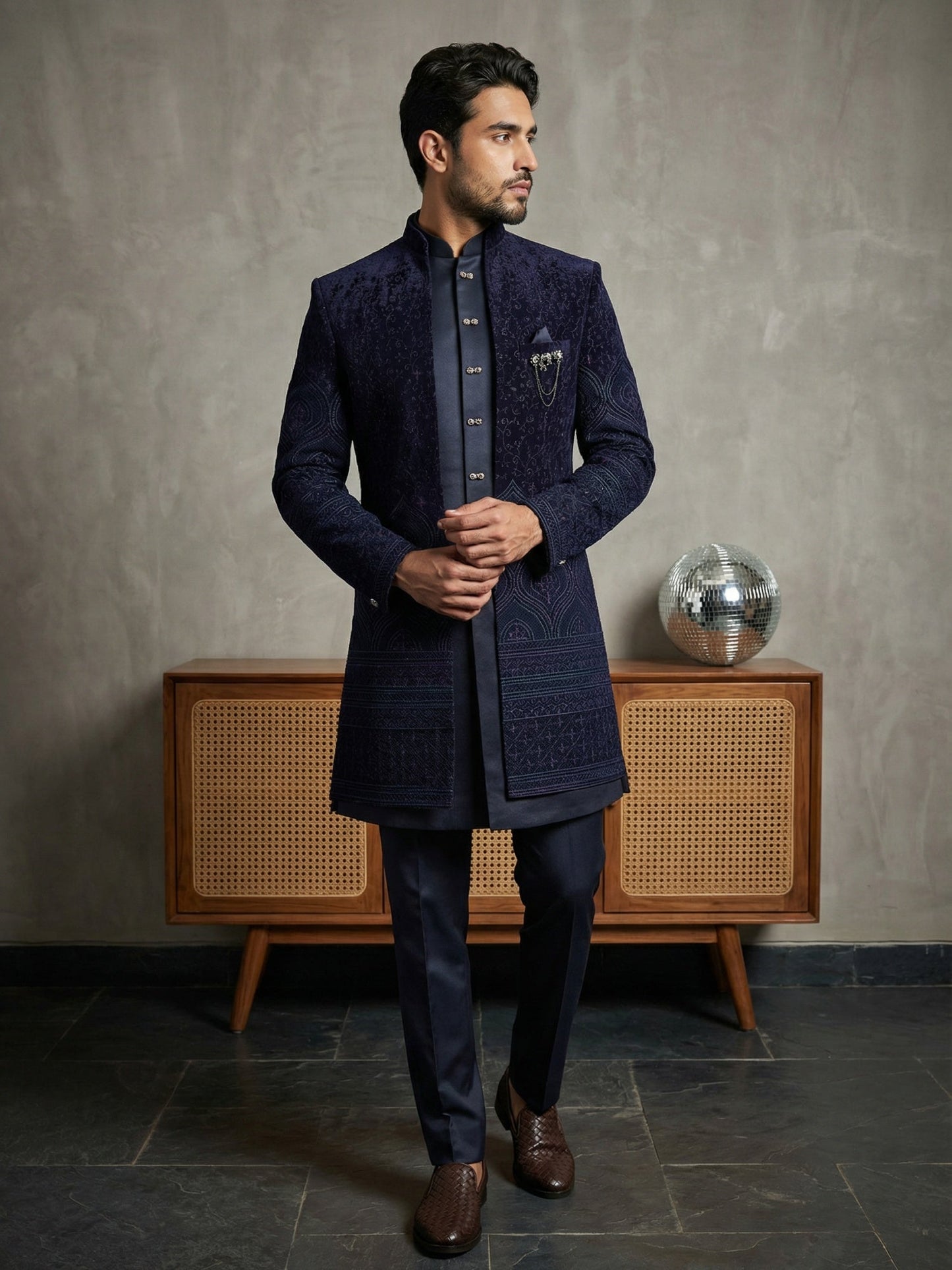 Men’s Navy Blue Embroidered Indo-Western Set ( 50JIND 130Navy S )