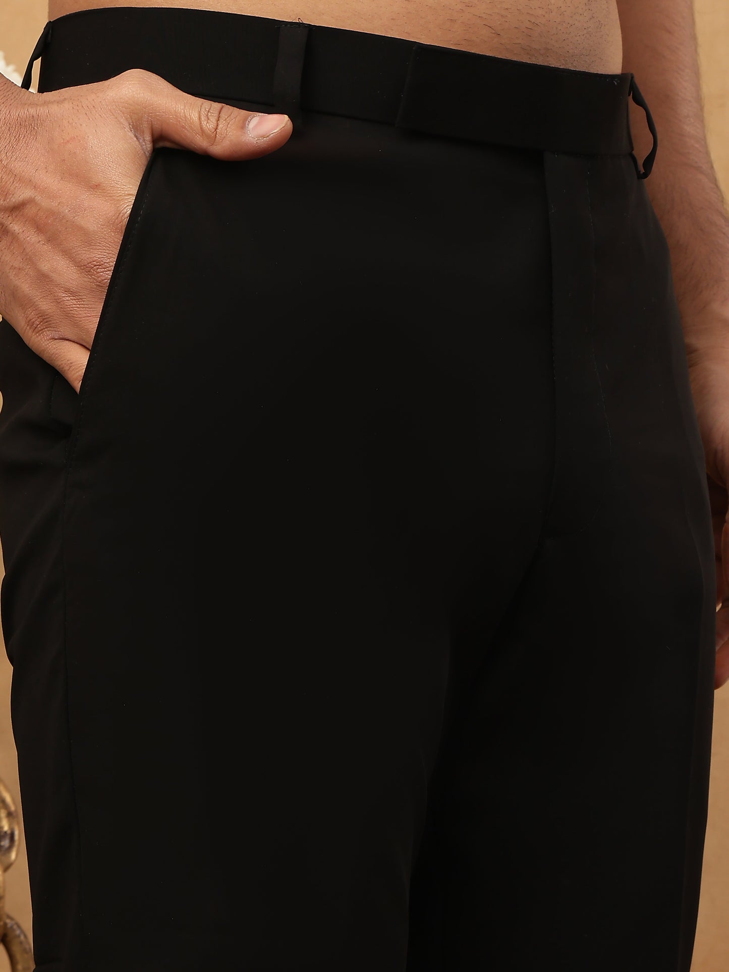 Men's Black & Silver Geometric Floral Indo-Western Set ( 50JIND 109 Off-White )