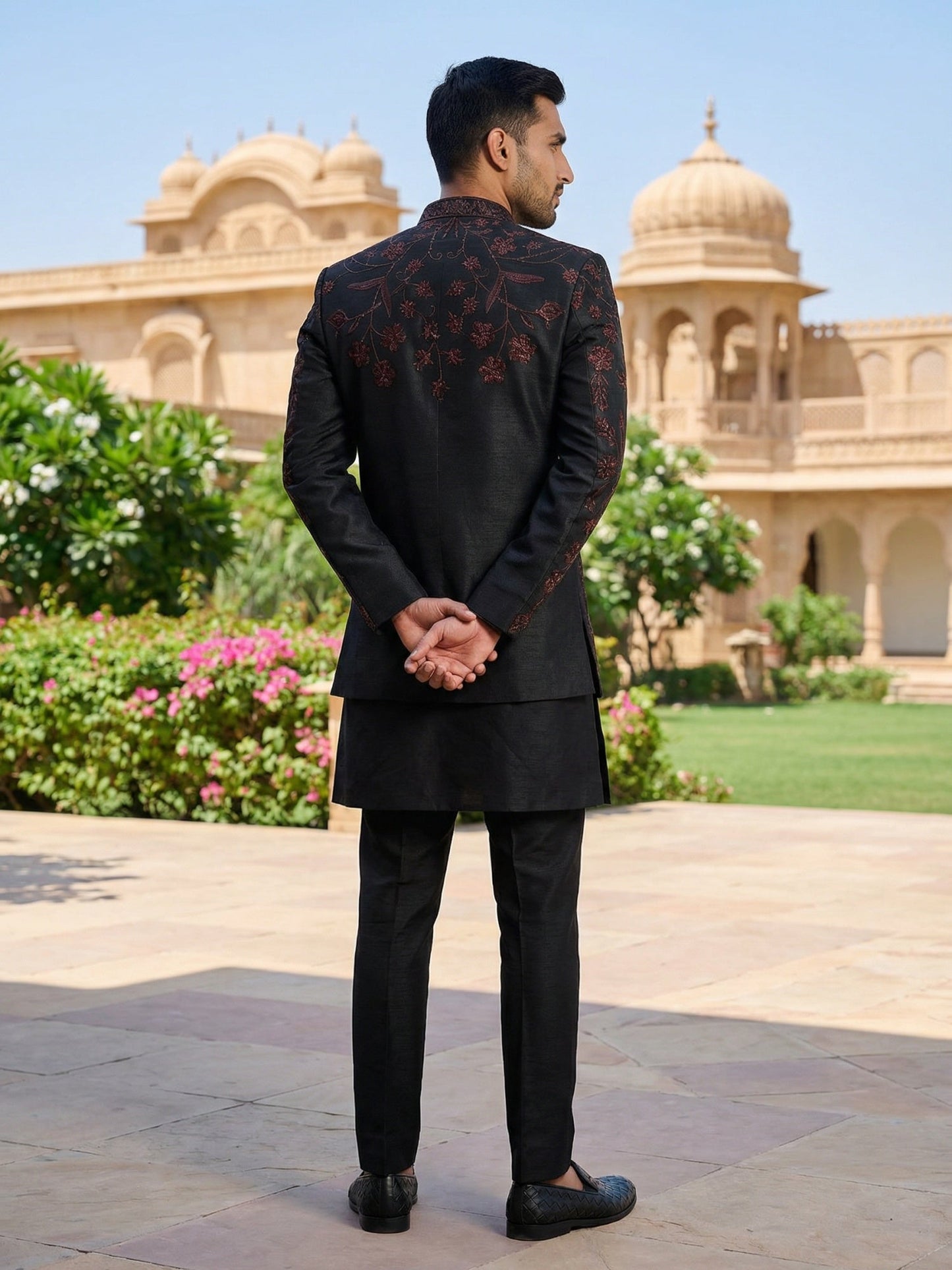 Men Embroidered Cotton Blend Indo-Western Set ( 50JIND 134Black S )