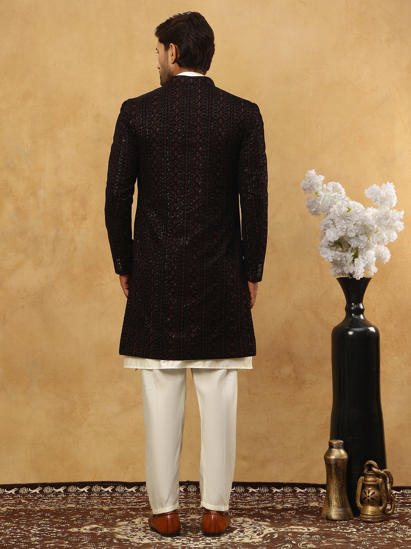 Men’s Maroon Velvet Embroidered Indo-Western Set ( 50JIND 592W 103Maroon )