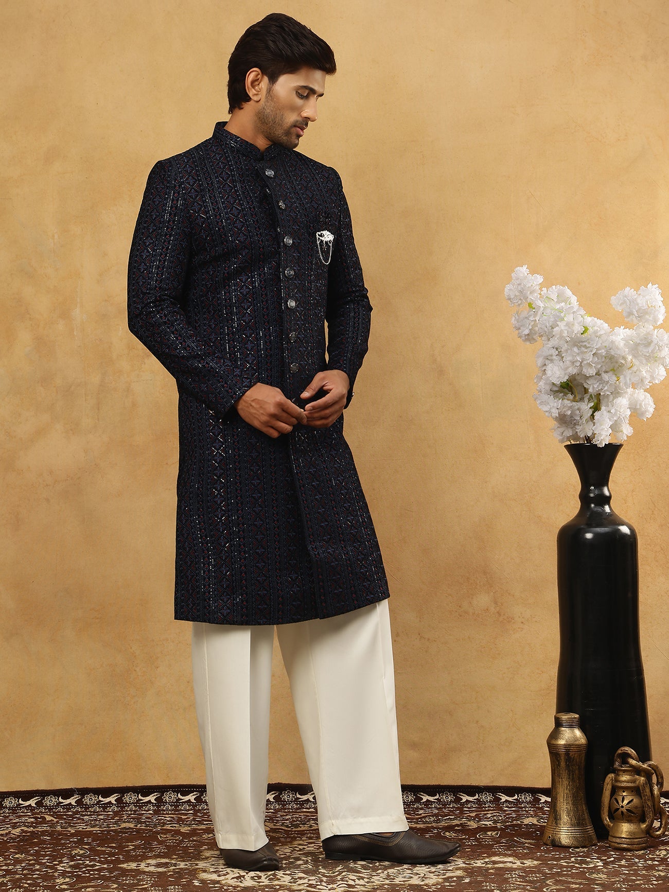 Men’s Navy Velvet Embroidered Indo-Western Set ( 50JIND PJ11W 103Blue )