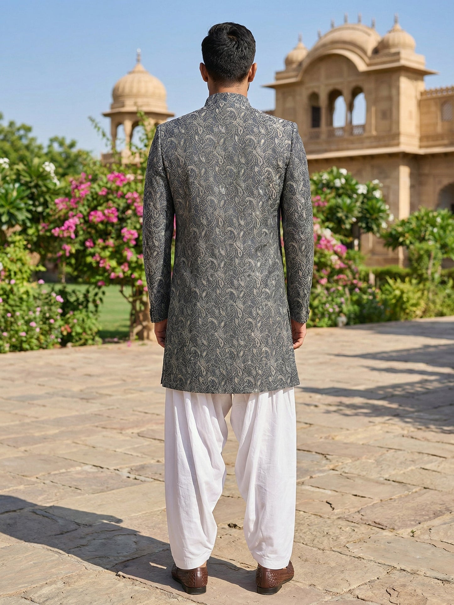Men’s Woven Silk Jacquard Indo-Western Set ( 50JIND S7W 164Grey S )