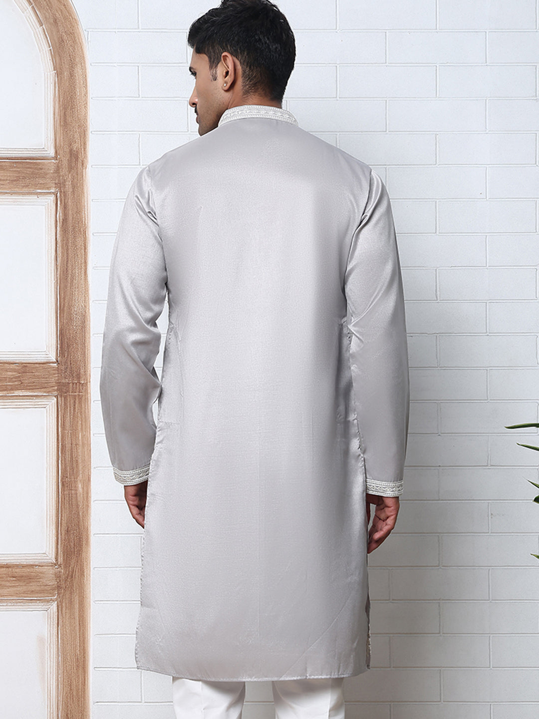 Men’s Silk Blend Ethnic Embroidered Kurta (65KO 5329 Silver ) [FF] [B-1-2]