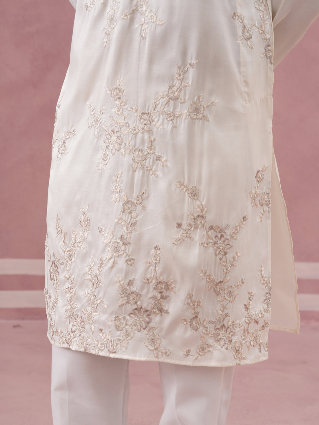 Men’s Silk Blend Embroidered Kurta (65KO 5391 White ) [FF] [B-1-1-2]