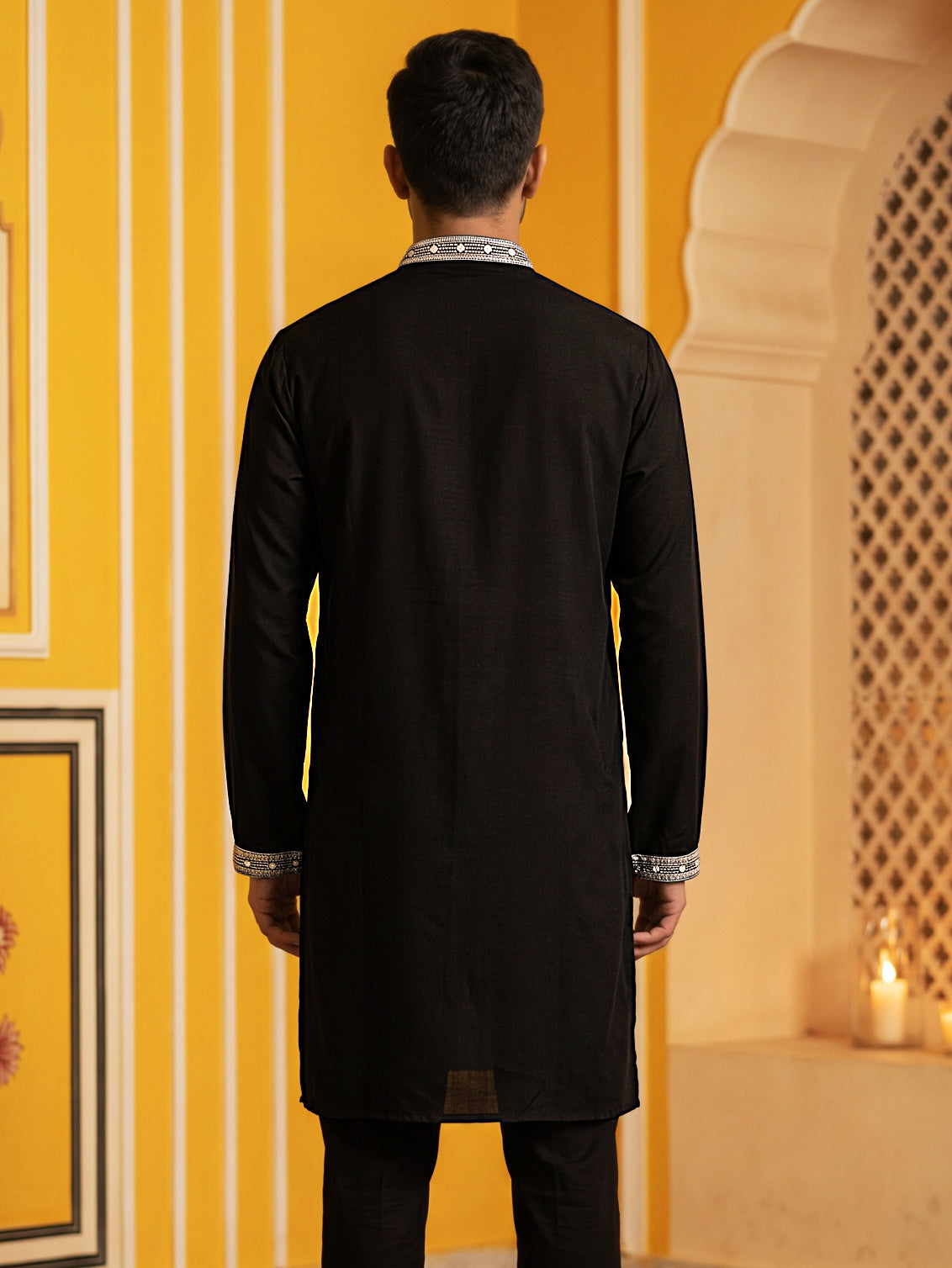 Men's Silk Blend Embroidered Kurta