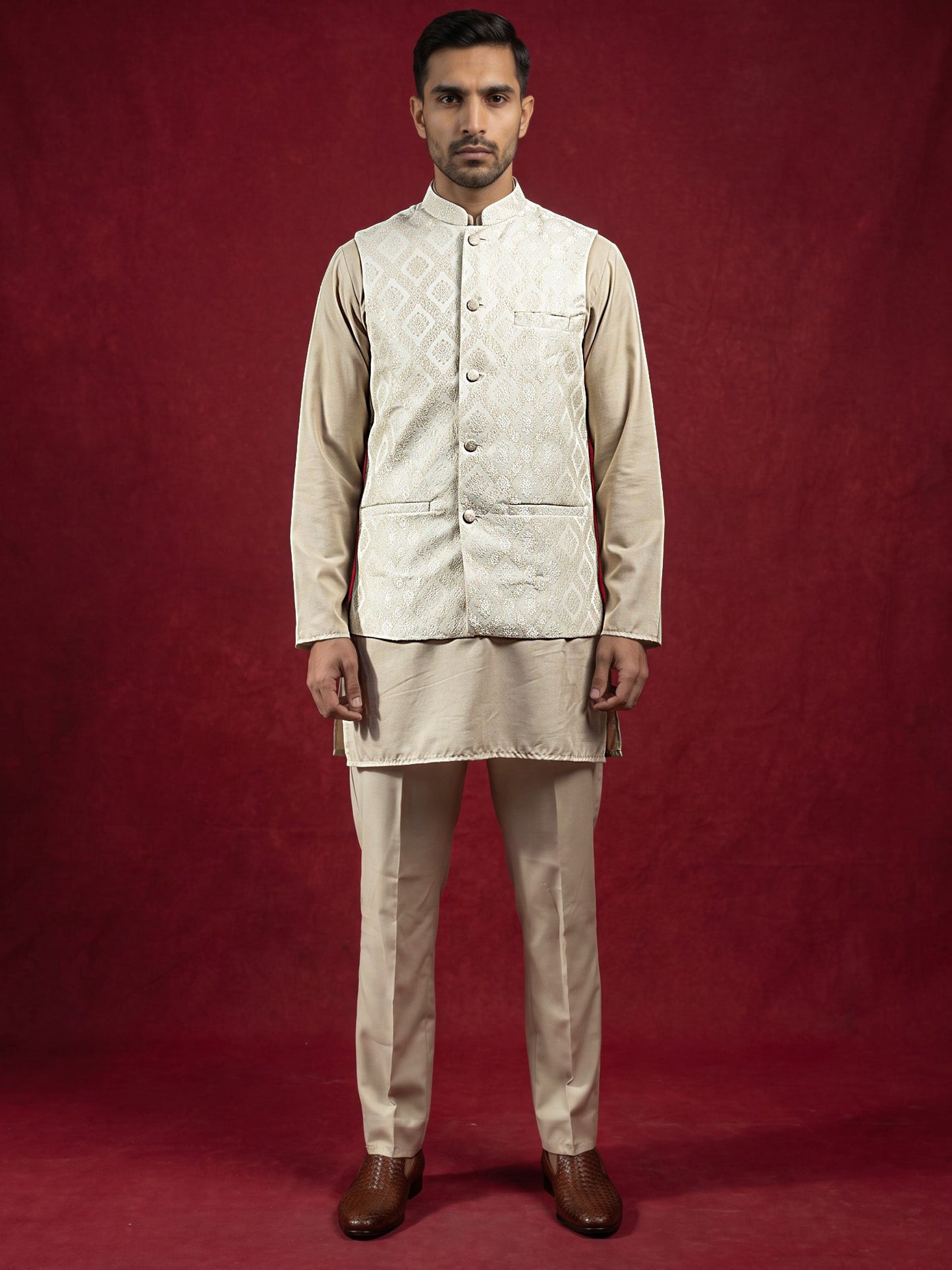 Men Woven Nehru Jacket With Kurta Set ( 65KPWC 5586BG 4179Cream )