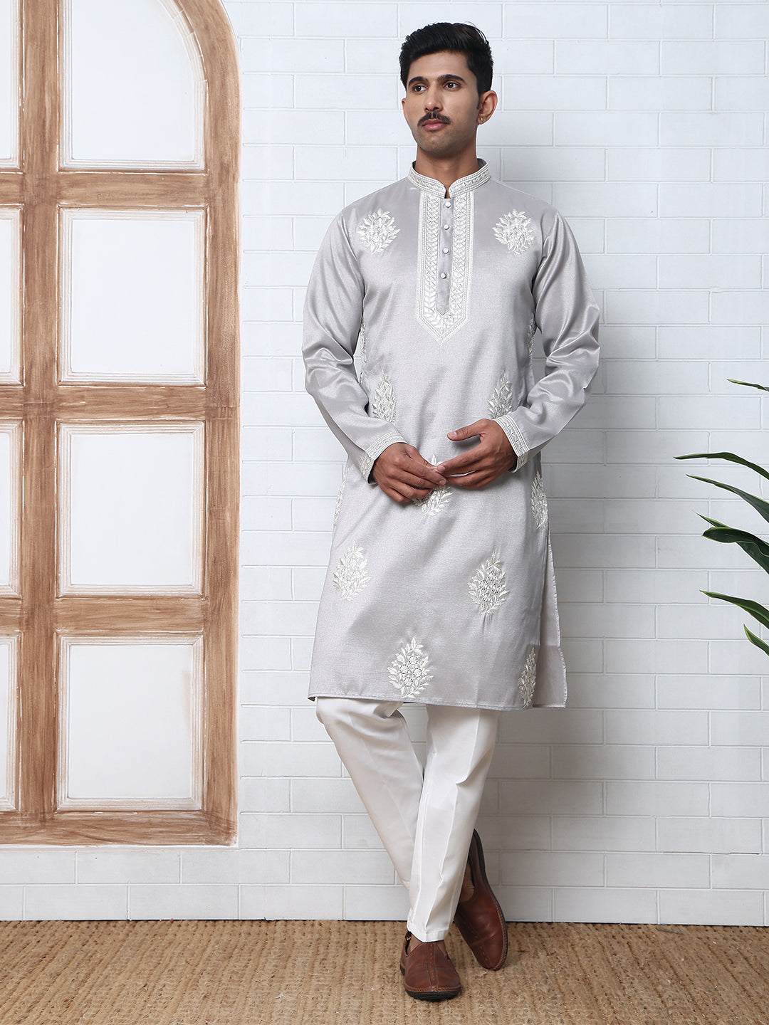 Men’s Silk Blend Ethnic Embroidered Kurta Pyjama (65KP P 5329 Silver ) [FF] [B-1-2]