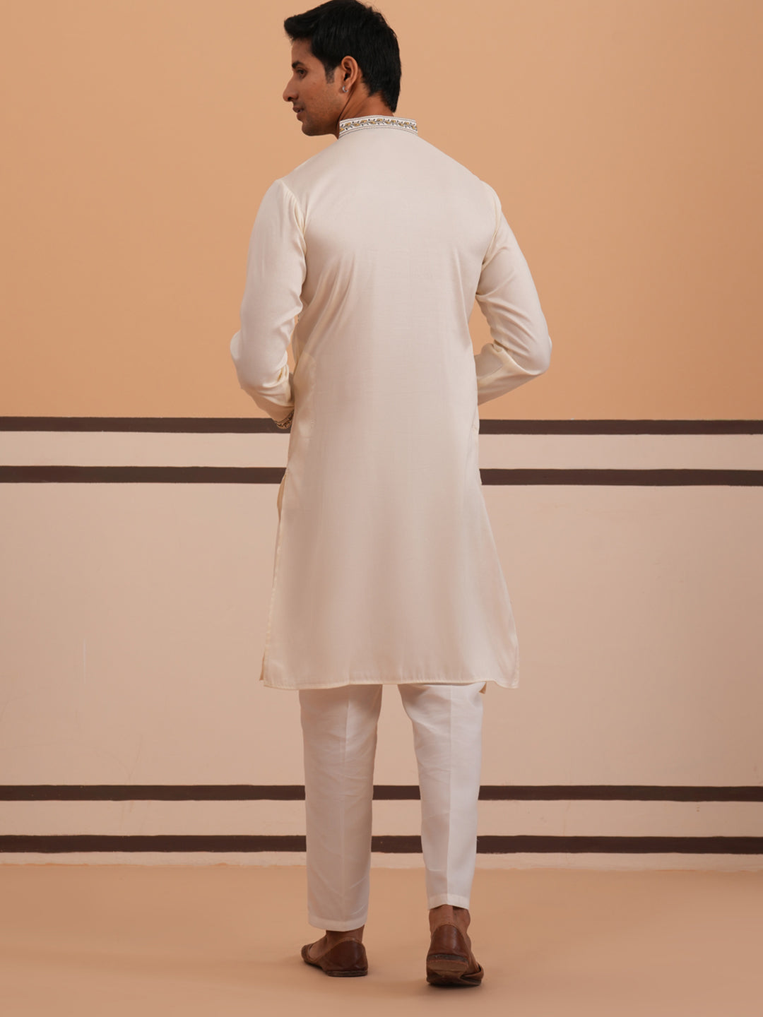 Traditional Embroidered Silk Blend Kurta Set (65KP P 5361 White ) [FF] [P-5]