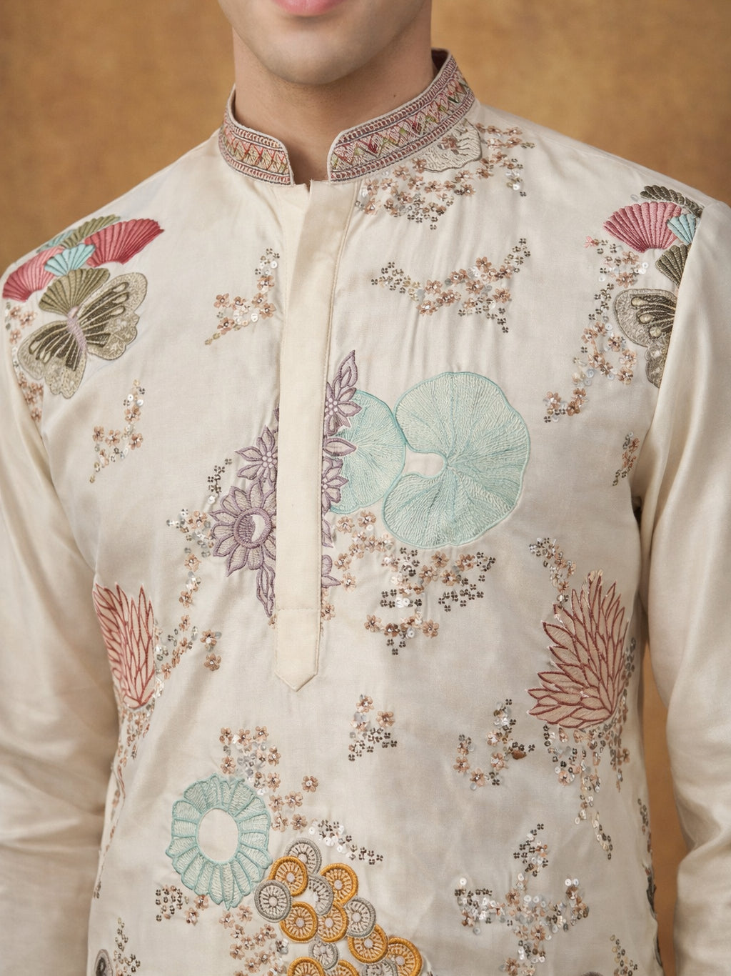 White Silk Blend Embroidered Kurta Pyjama ( 65KP P 5444White S ) [FF] [O-6]
