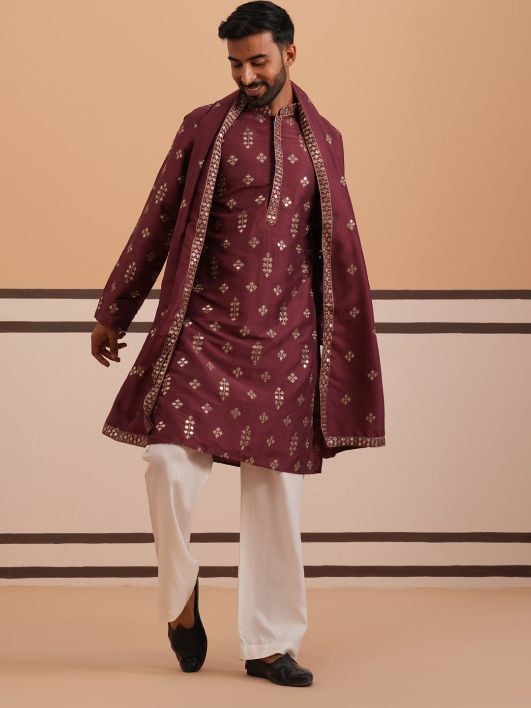 Silk Blend Embroidered Kurta Pyjama Set ( 65KP D-PJ11W 5355 D-PJ11W 5355Maroon )