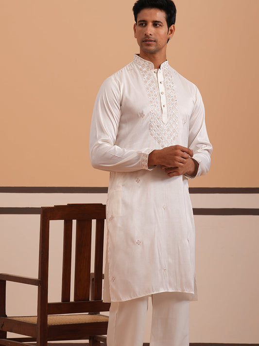Men's Geometric Embroidered Kurta Set (65KP PJ11W 5358 White )