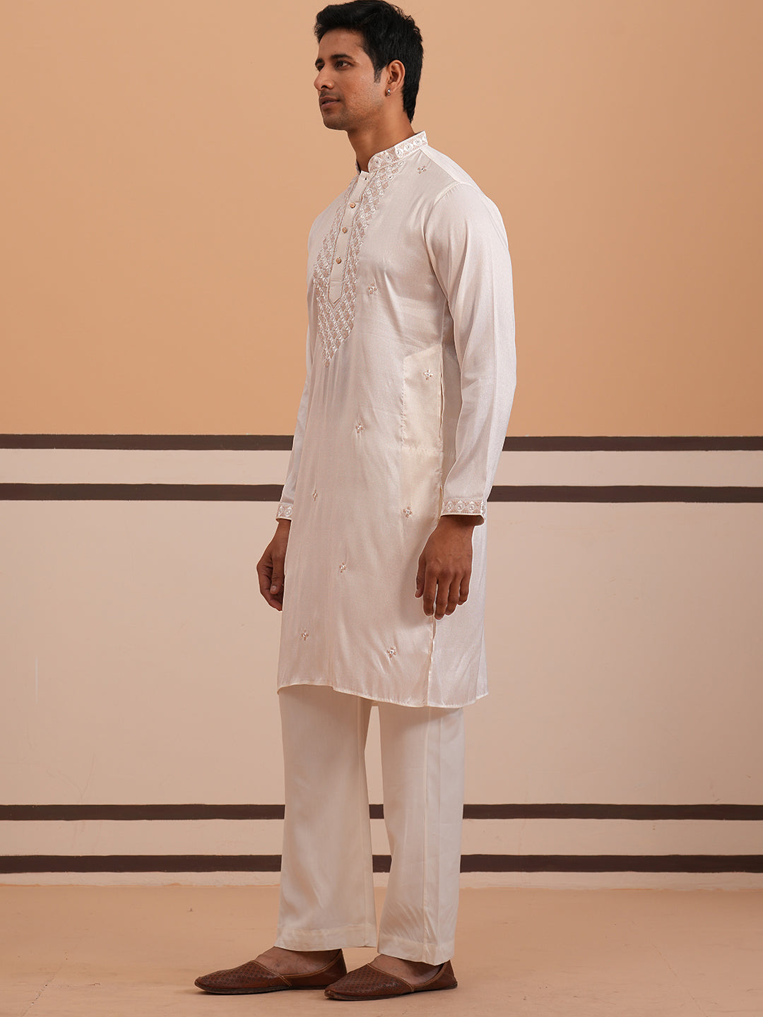 Men's Geometric Embroidered Kurta Set (65KP PJ11W 5358 White )