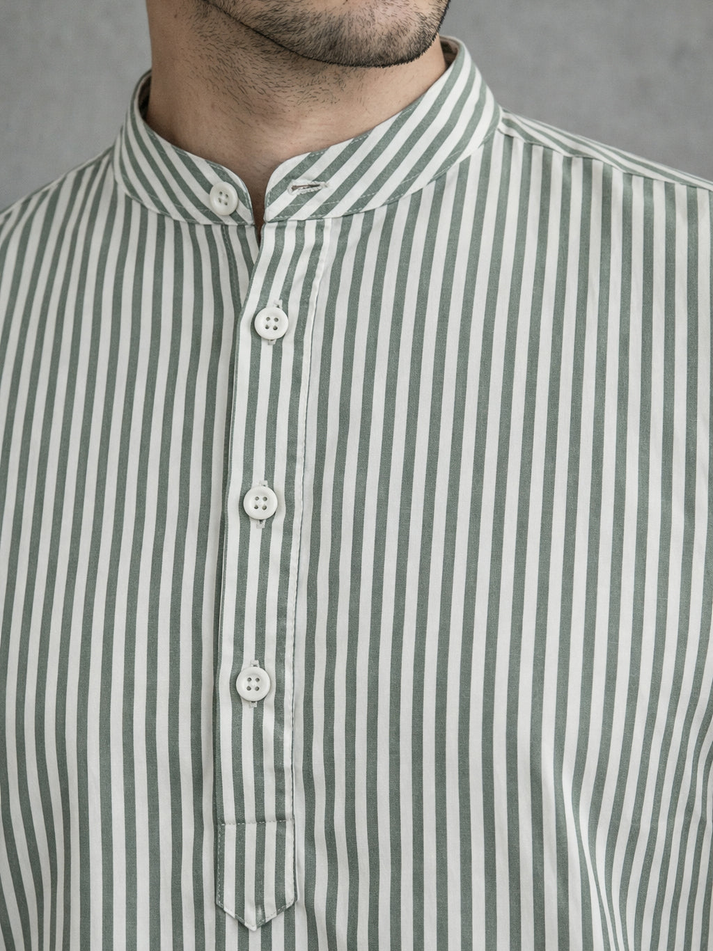 Men’s Green Striped Short Kurta ( ANMSK 5456Green )