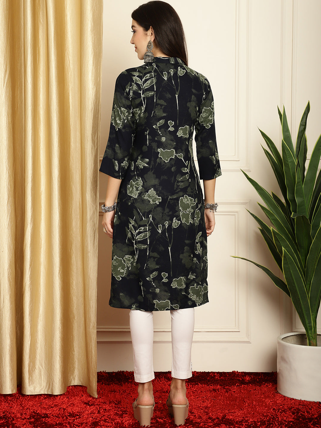 Floral Printed Straight Kurta ( ANKW 1539Navy )