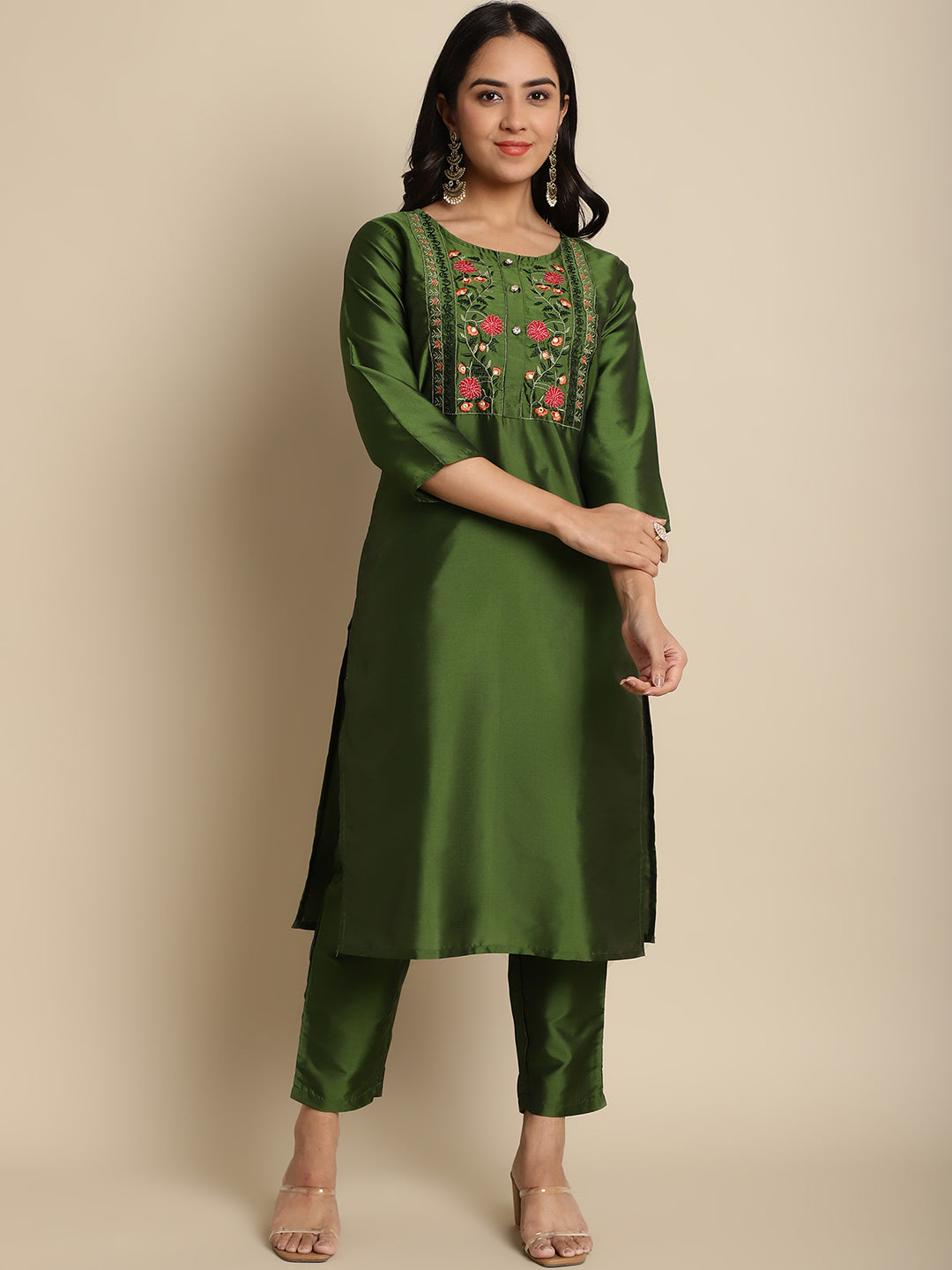 Women Green Embroidered Straight Kurta With Trousers ( ANKW PS 1528 Green )