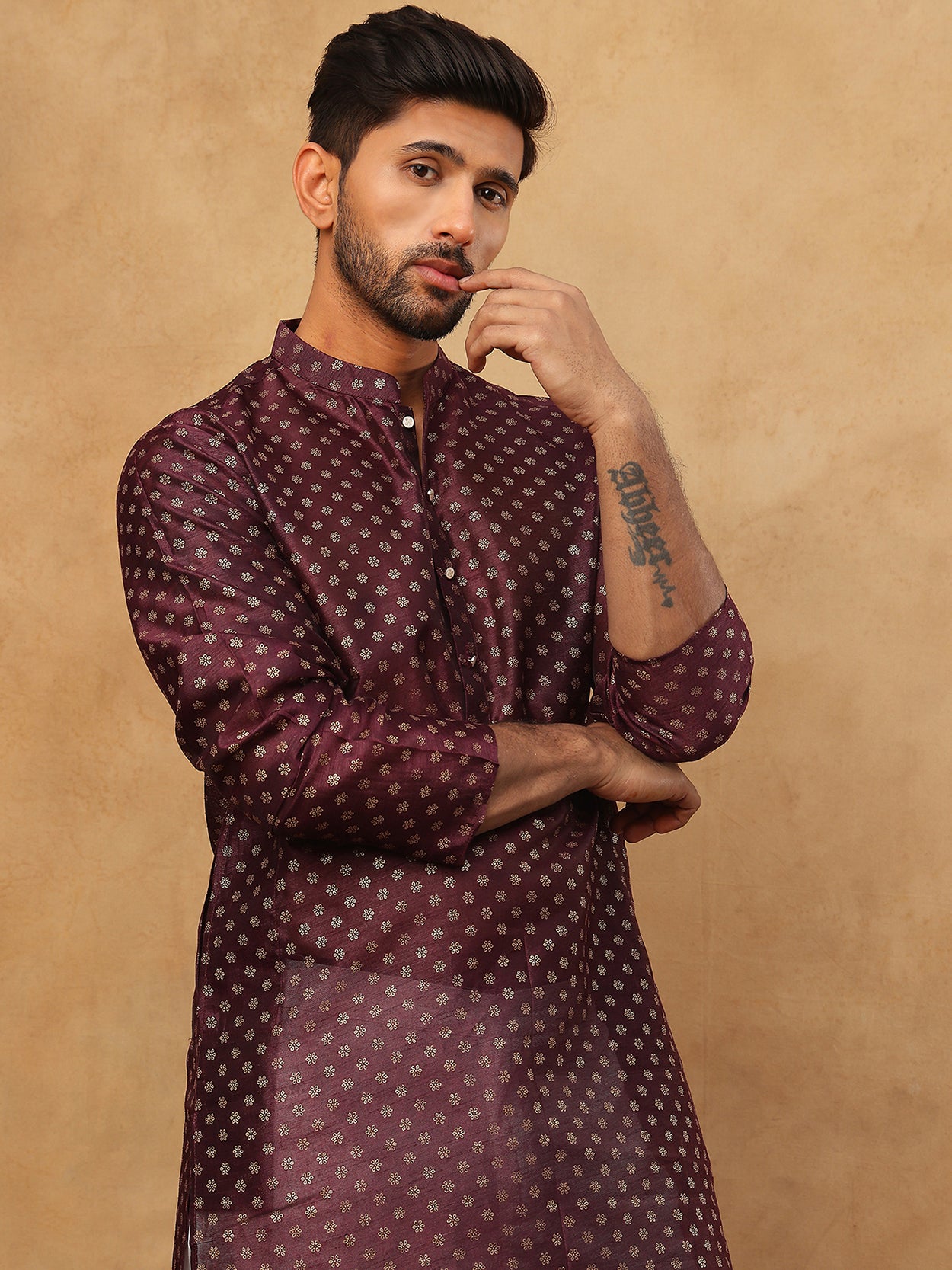 Men Silk Blend Printed Kurta ( ANMKO 309Maroon )