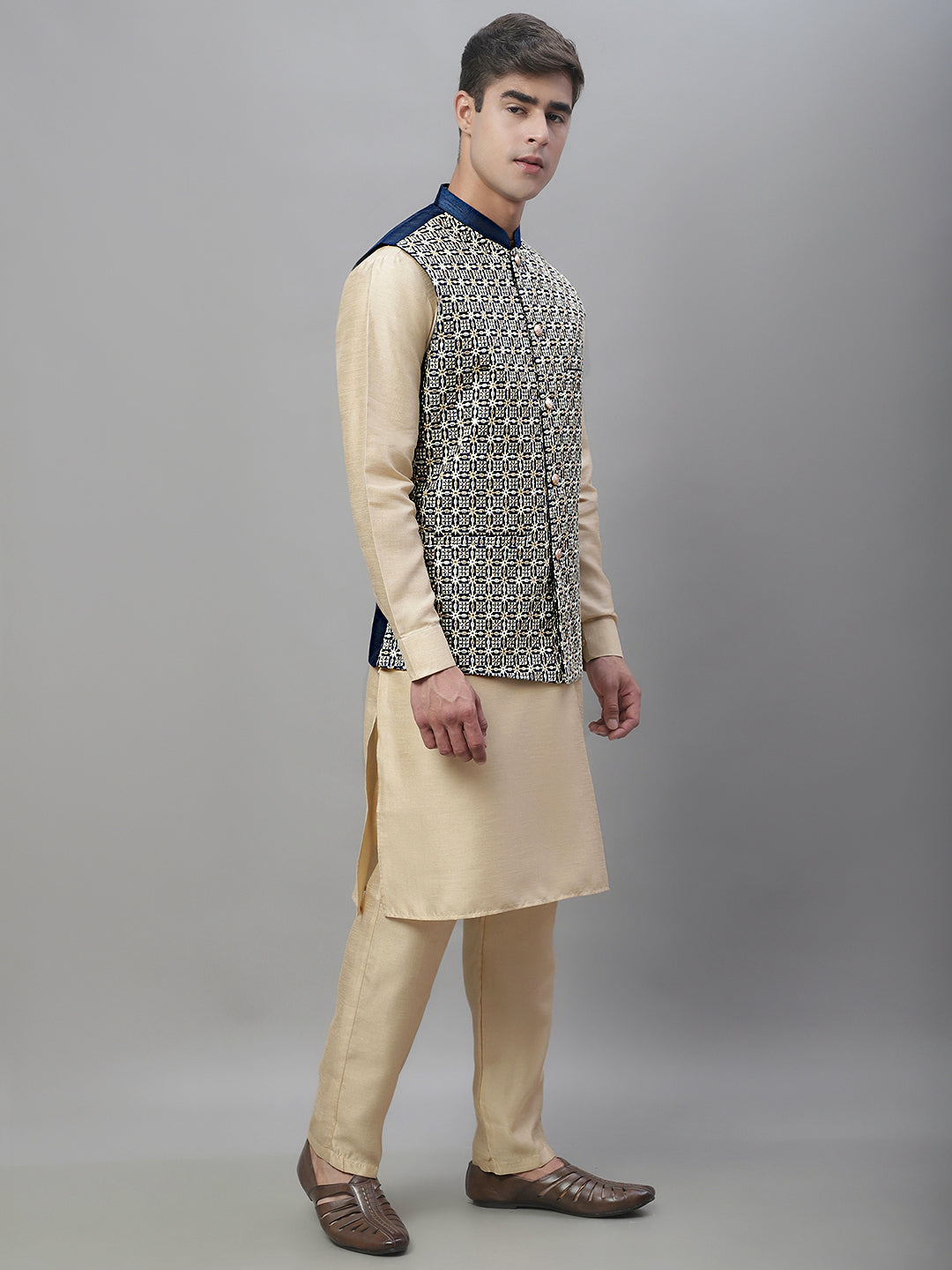 Solid Kurta Pyjama with Embroidered Nehru Jacket ( ANMKPWC 110G 7001Blue )