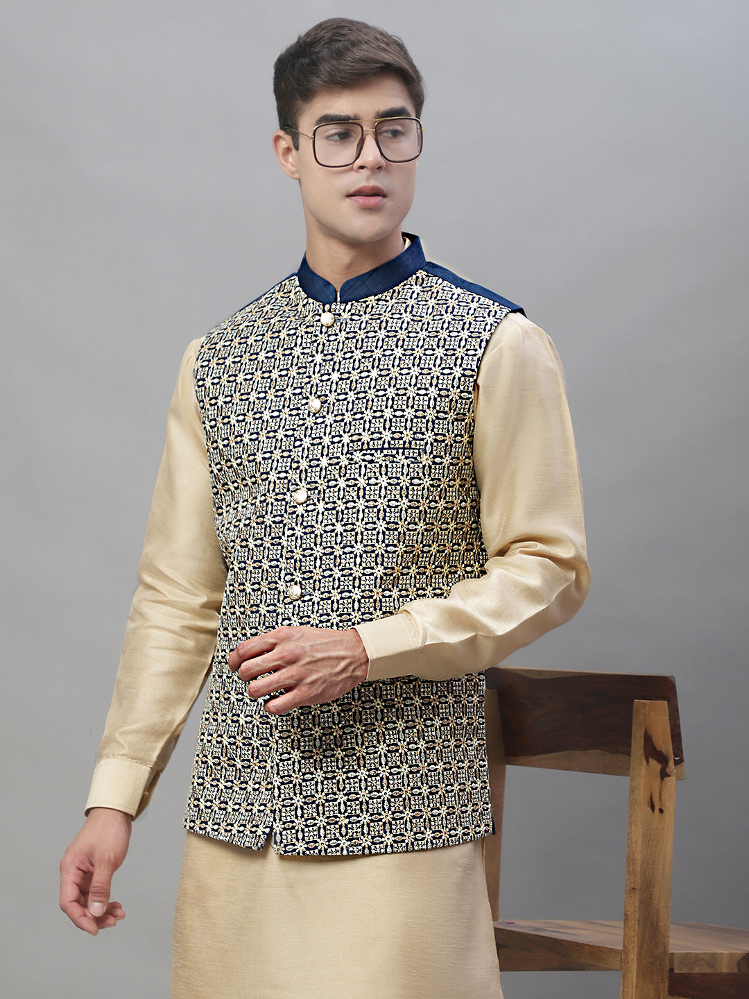 Solid Kurta Pyjama with Embroidered Nehru Jacket ( ANMKPWC 110G 7001Blue )
