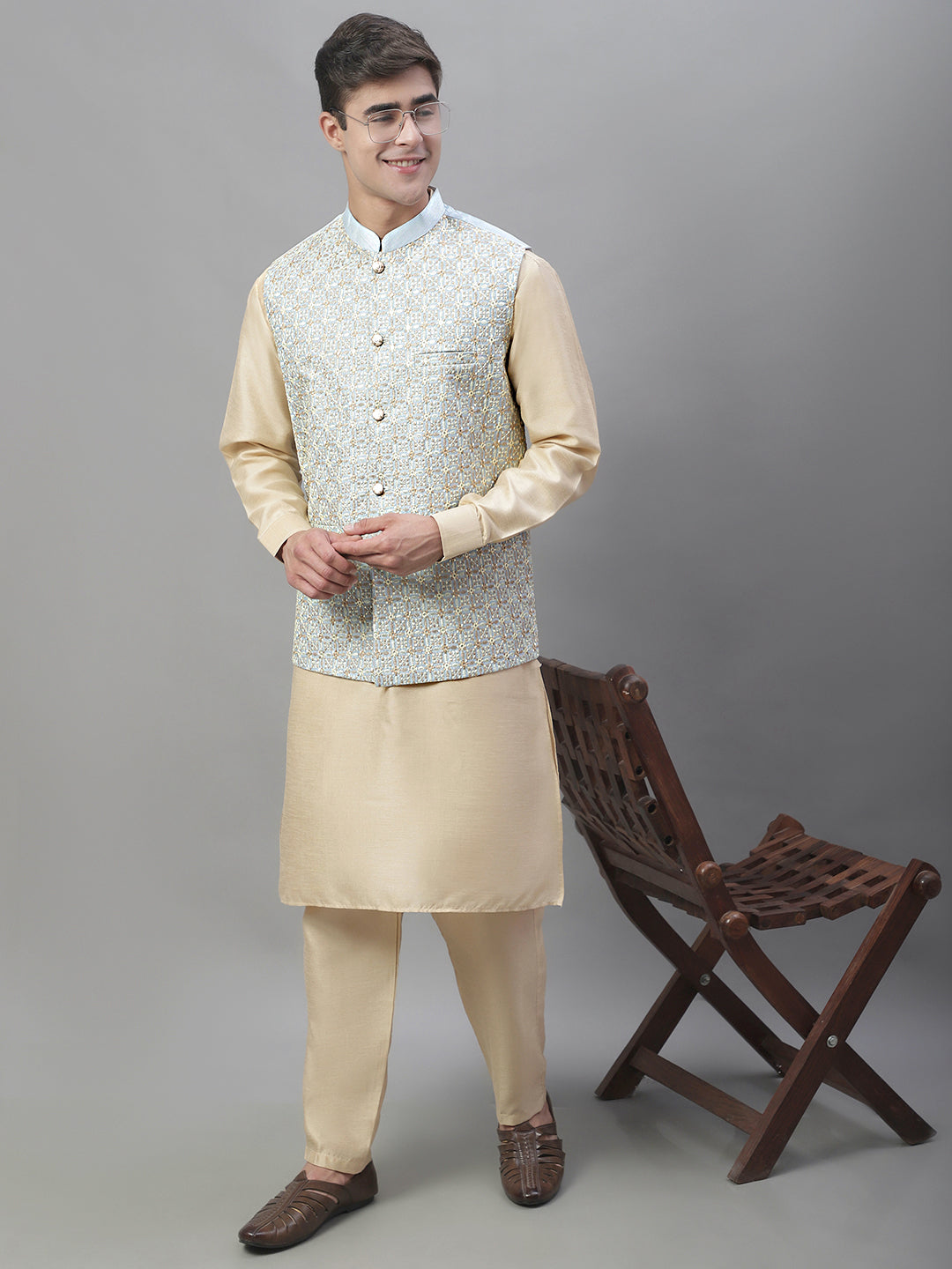 Solid Kurta Pyjama with Embroidered Nehru Jacket ( ANMKPWC 110G 7001Grey )
