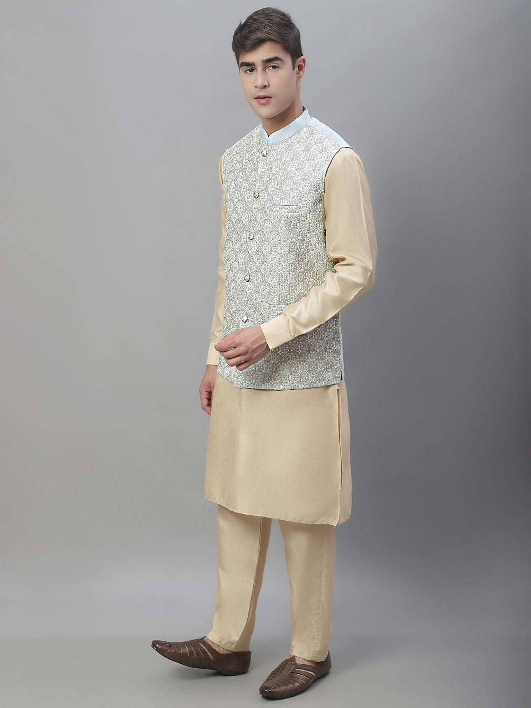 Solid Kurta Pyjama with Embroidered Nehru Jacket ( ANMKPWC 110G 7001Grey )