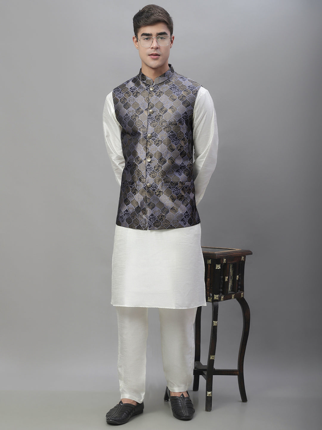 Solid Kurta Pyjama with Woven Design Nehru Jacket ( ANMKPWC 110W 7002Grey )