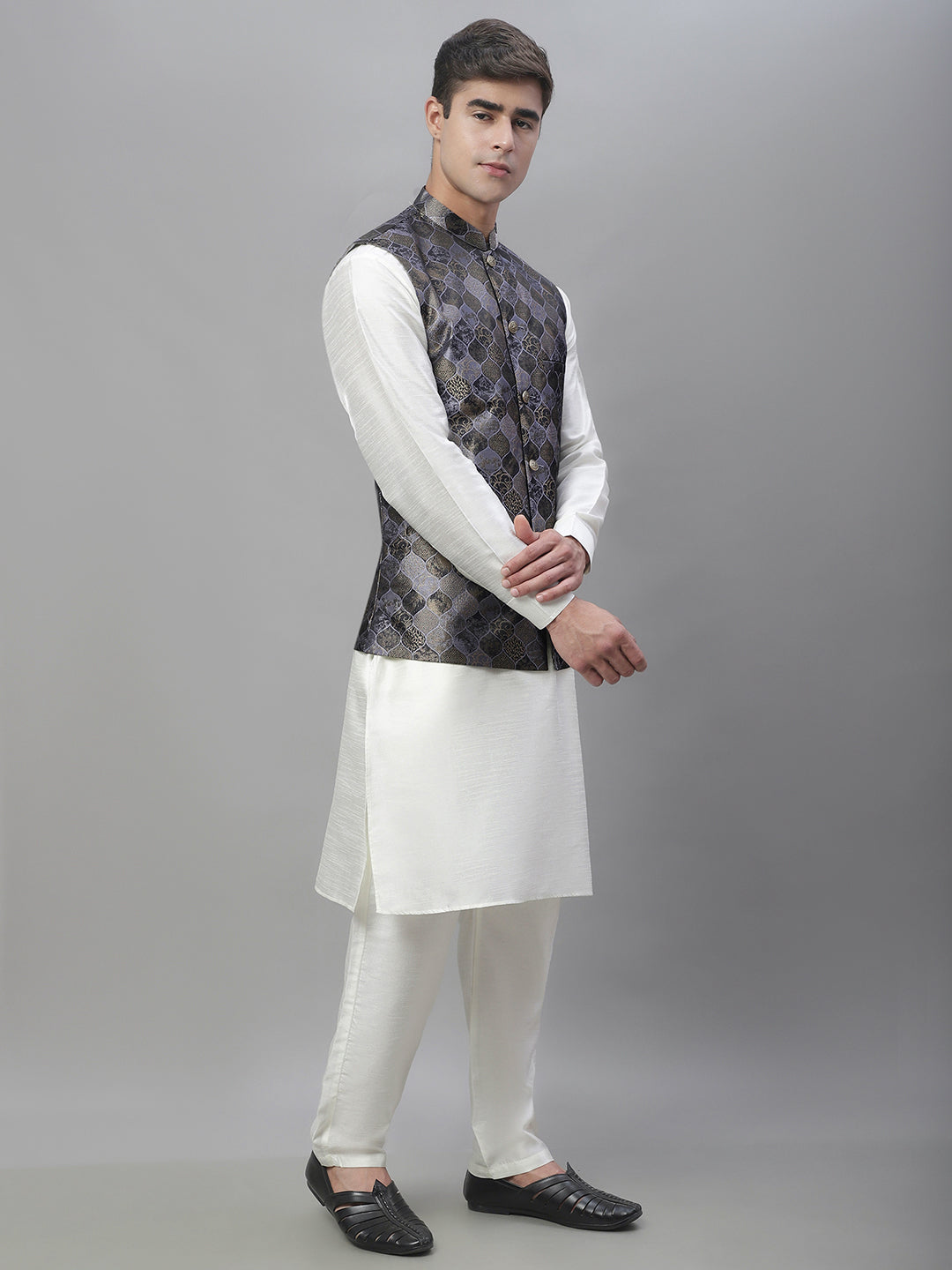Solid Kurta Pyjama with Woven Design Nehru Jacket ( ANMKPWC 110W 7002Grey )
