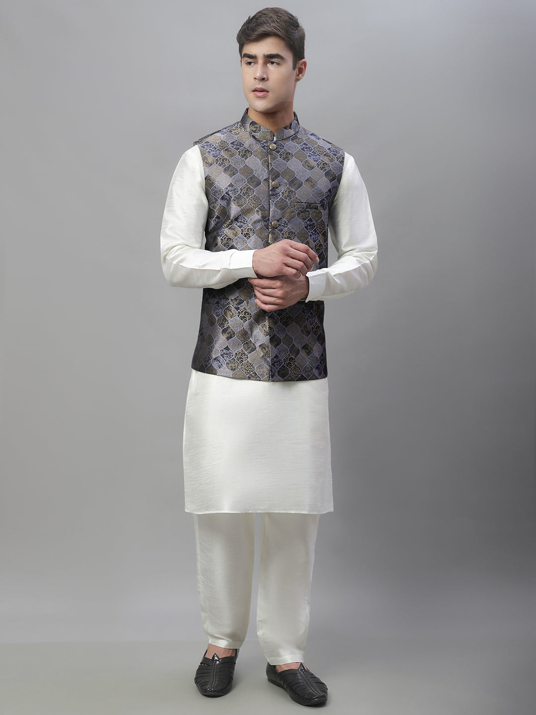 Solid Kurta Pyjama with Woven Design Nehru Jacket ( ANMKPWC 110W 7002Grey )