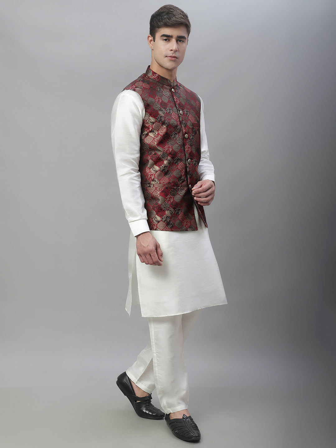 Solid Kurta Pyjama with Woven Design Nehru Jacket ( ANMKPWC 110W 7002Maroon )