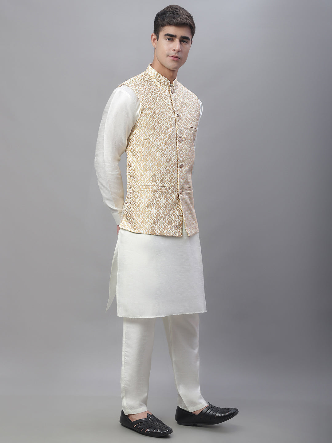 Solid Kurta Pyjama with Woven Design Nehru Jacket ( ANMKPWC 110W 7003Cream )