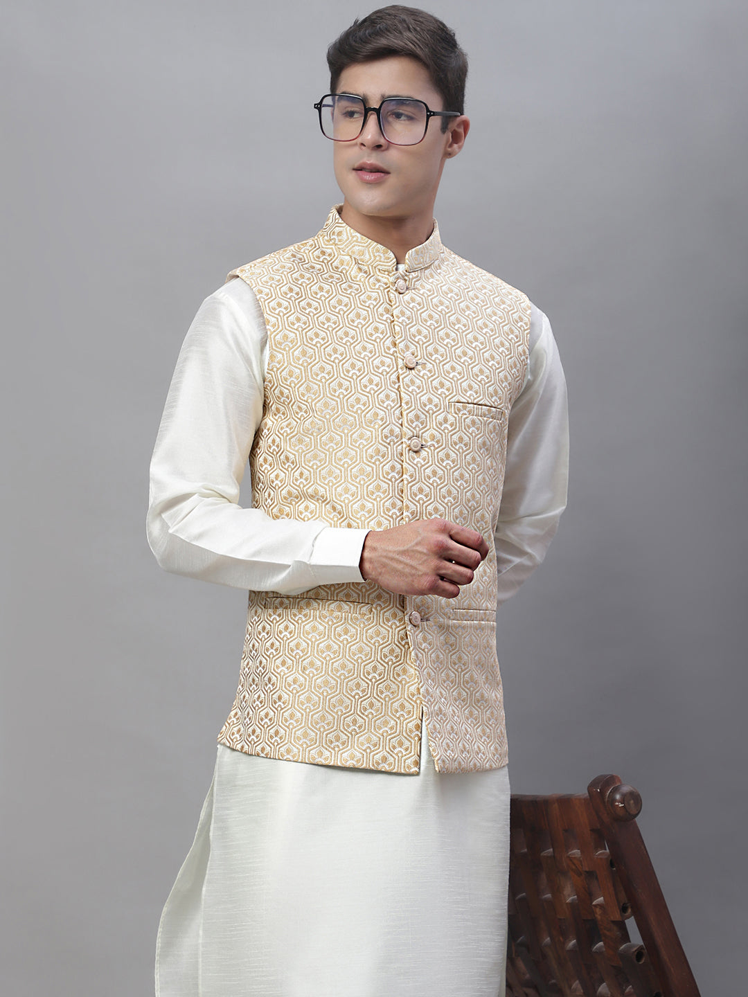 Solid Kurta Pyjama with Woven Design Nehru Jacket ( ANMKPWC 110W 7003Cream )