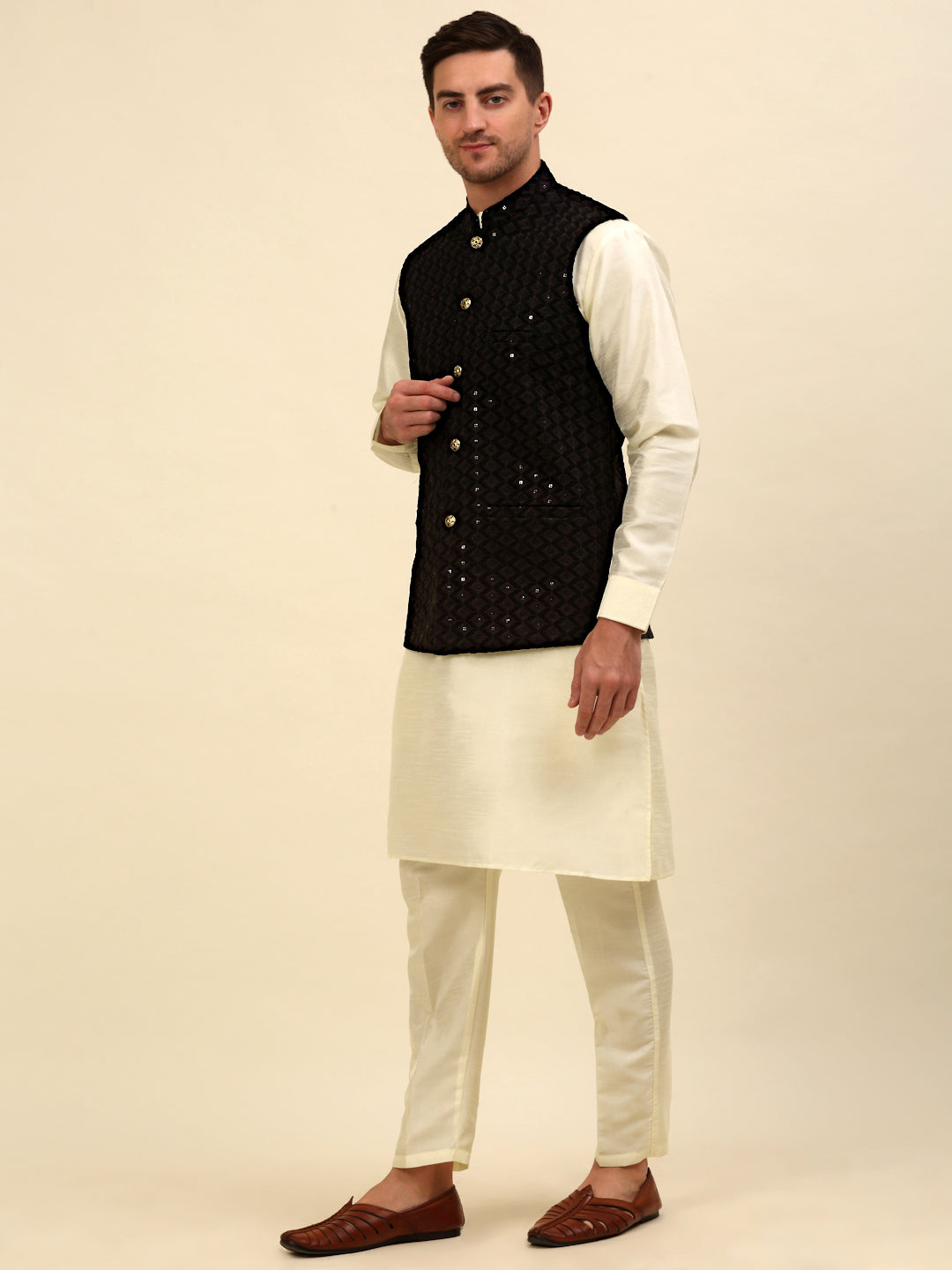 Embroidered and Sequin Nehru Jacket With Solid Kurta Pyjama ( ANMKPWC 110W 7004Black )