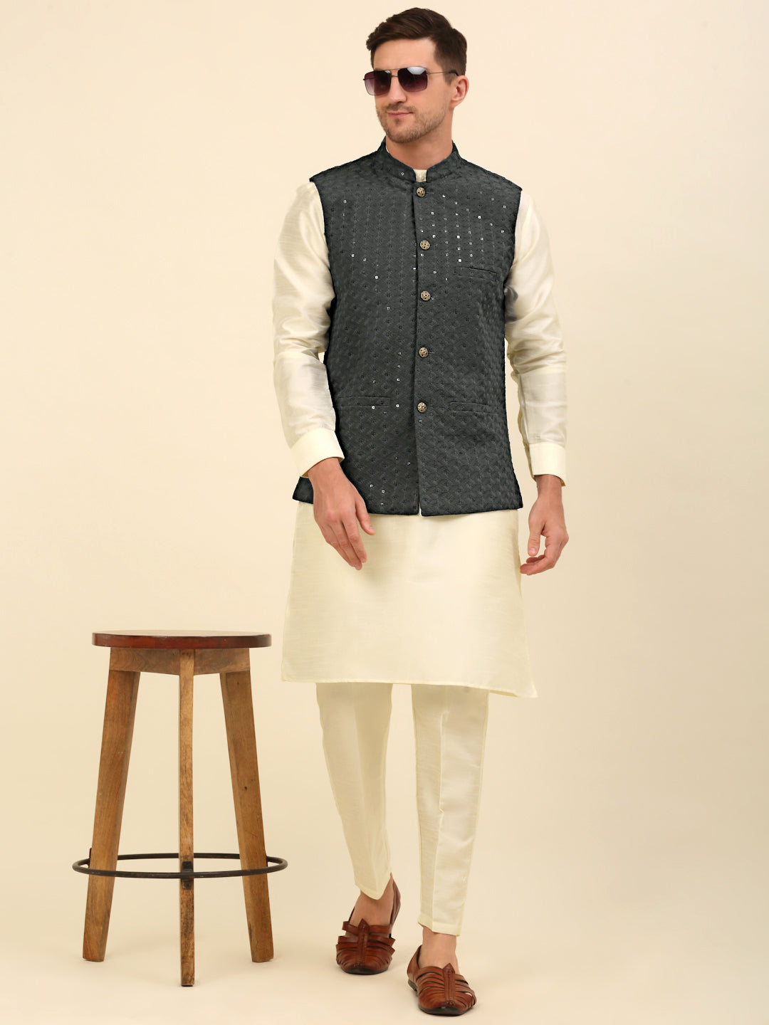 Embroidered and Sequin Nehru Jacket With Solid Kurta Pyjama ( ANMKPWC 110W 7004Grey )