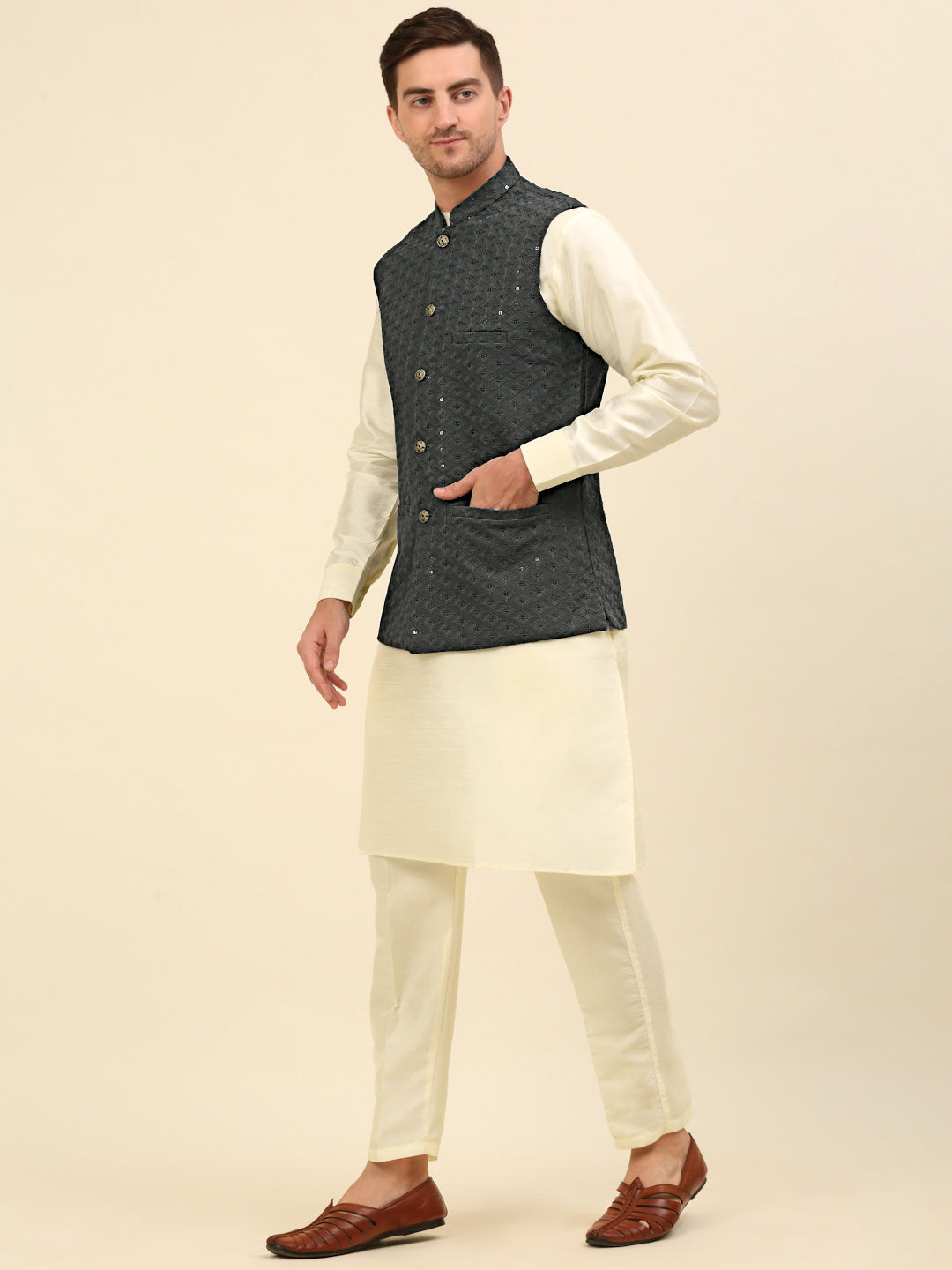 Embroidered and Sequin Nehru Jacket With Solid Kurta Pyjama ( ANMKPWC 110W 7004Grey )
