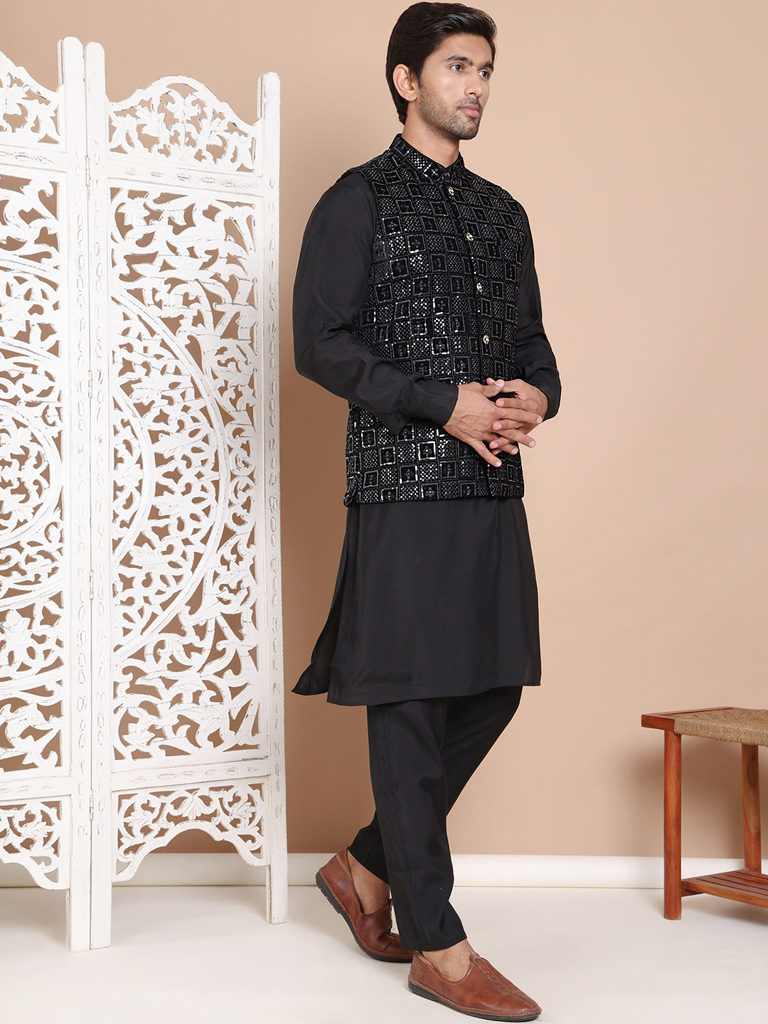 Men's Velvet Nehru Jacket With Solid Kurta Pyjama ( ANMKPWC 592B 7017Black )