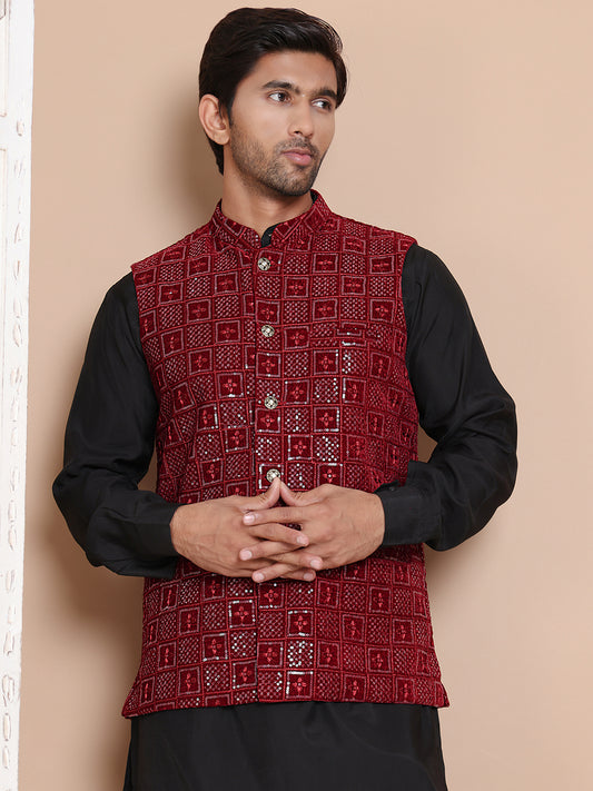 Men's Velvet Nehru Jacket With Solid Kurta Pyjama ( ANMKPWC 592B 7017Maroon )