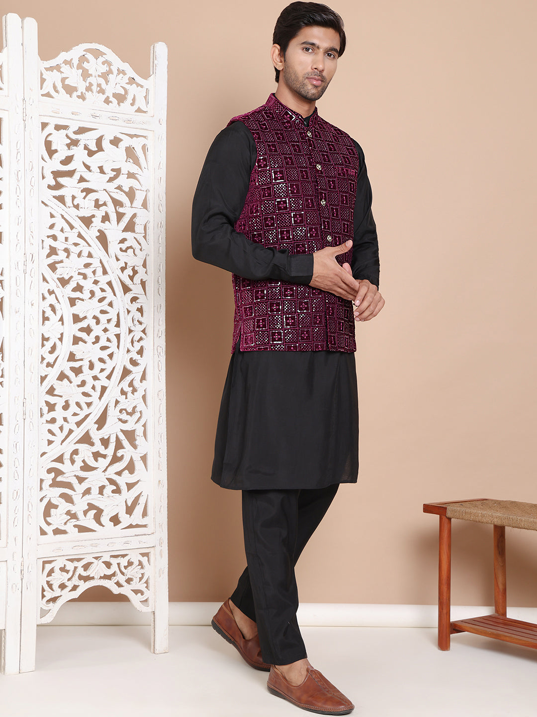 Men's Velvet Nehru Jacket With Solid Kurta Pyjama ( ANMKPWC 592B 7017Purple )