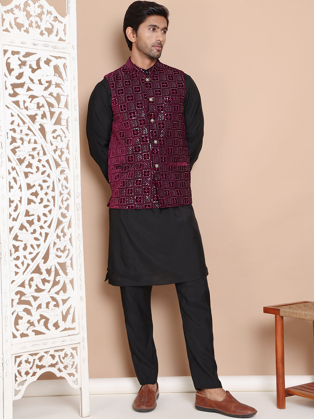 Men's Velvet Nehru Jacket With Solid Kurta Pyjama ( ANMKPWC 592B 7017Purple )