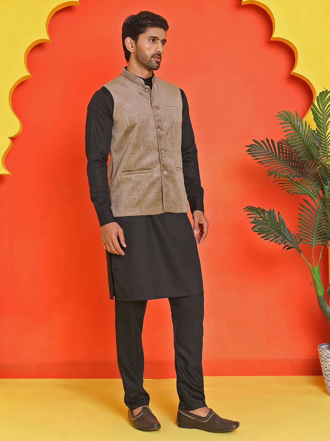 Men's Velvet Nehru Jacket With Solid Kurta Pyjama ( ANMKKPWC 592B 7022Beige )