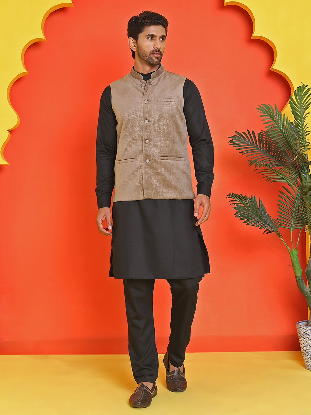 Men's Velvet Nehru Jacket With Solid Kurta Pyjama ( ANMKKPWC 592B 7022Beige )
