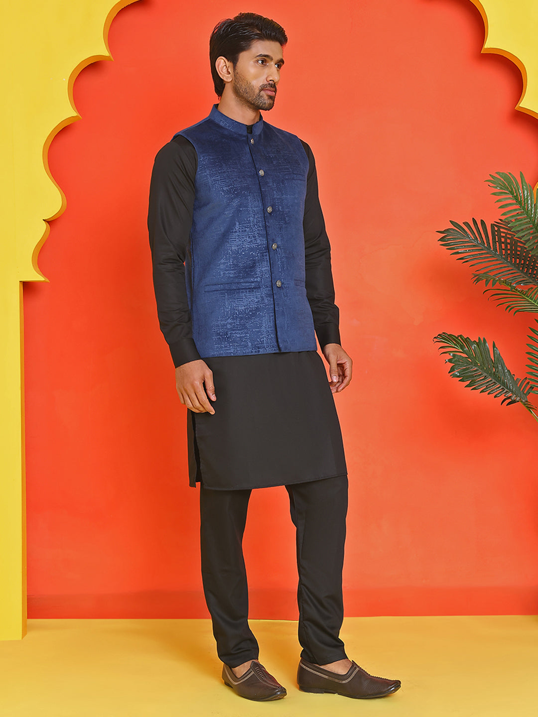 Men's Velvet Nehru Jacket With Solid Kurta Pyjama ( ANMKKPWC 592B 7022Blue )