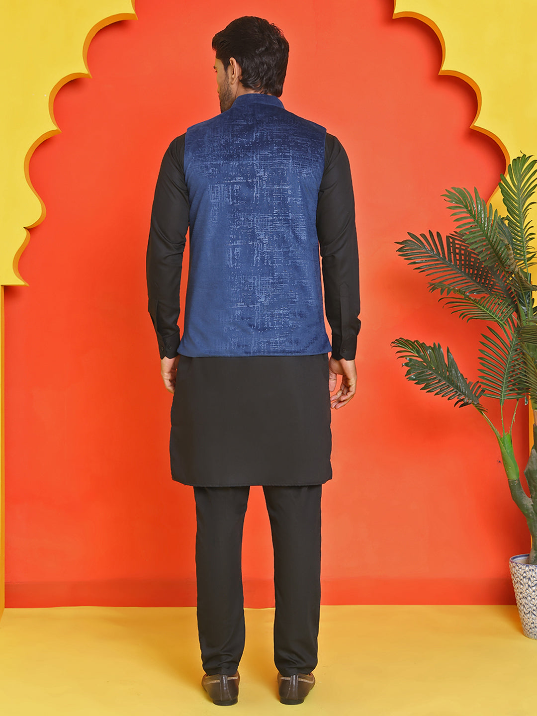 Men's Velvet Nehru Jacket With Solid Kurta Pyjama ( ANMKKPWC 592B 7022Blue )