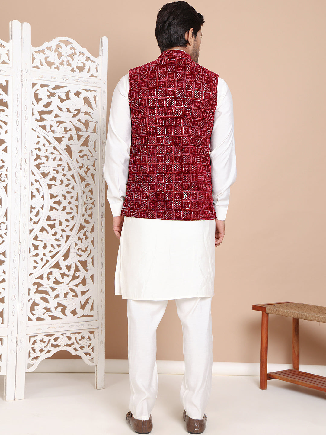 Men's Velvet Nehru Jacket With Solid Kurta Pyjama ( ANMKPWC 592W 7017Maroon )