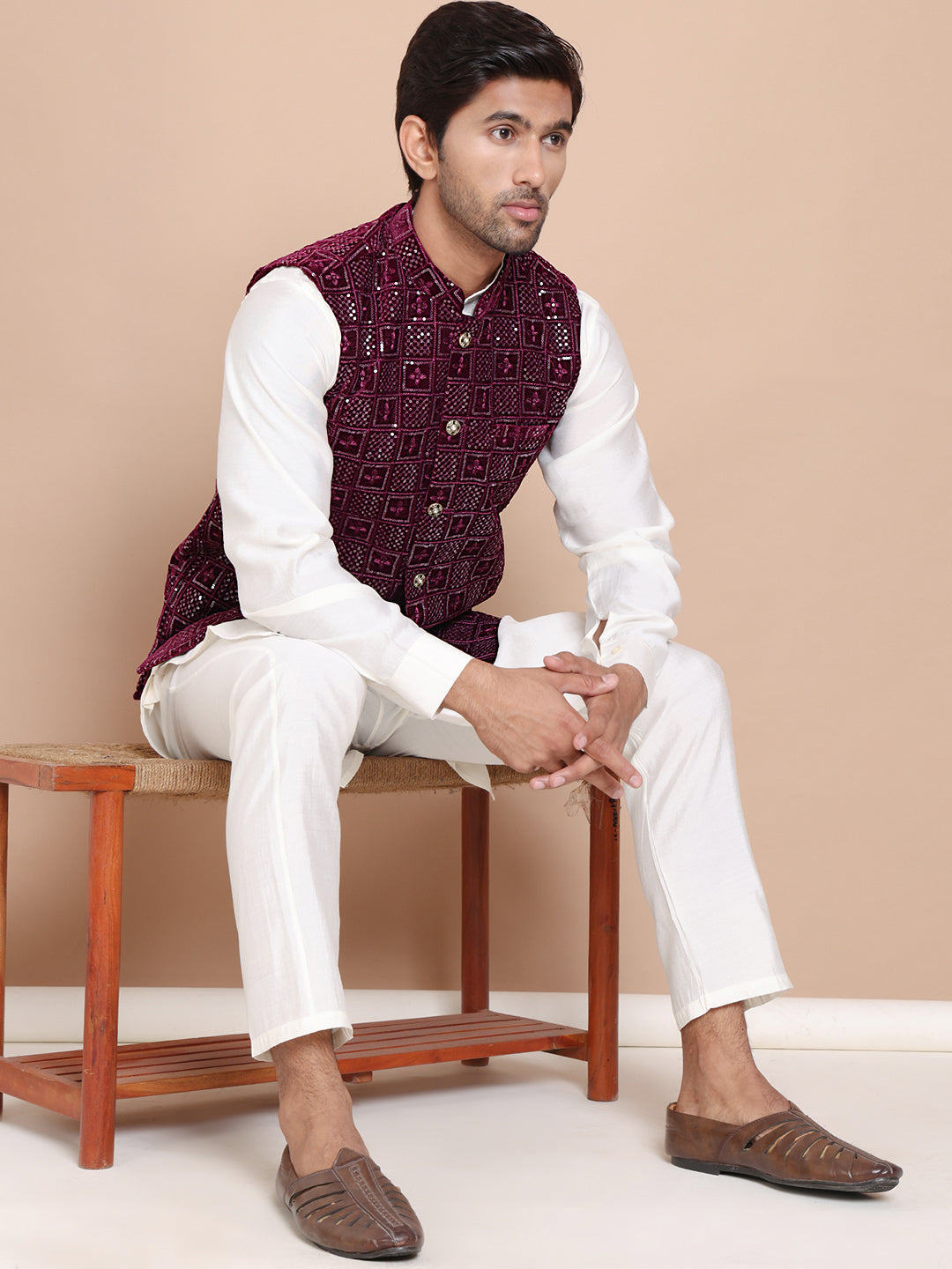 Men's Velvet Nehru Jacket With Solid Kurta Pyjama ( ANMKPWC 592W 7017Purple )