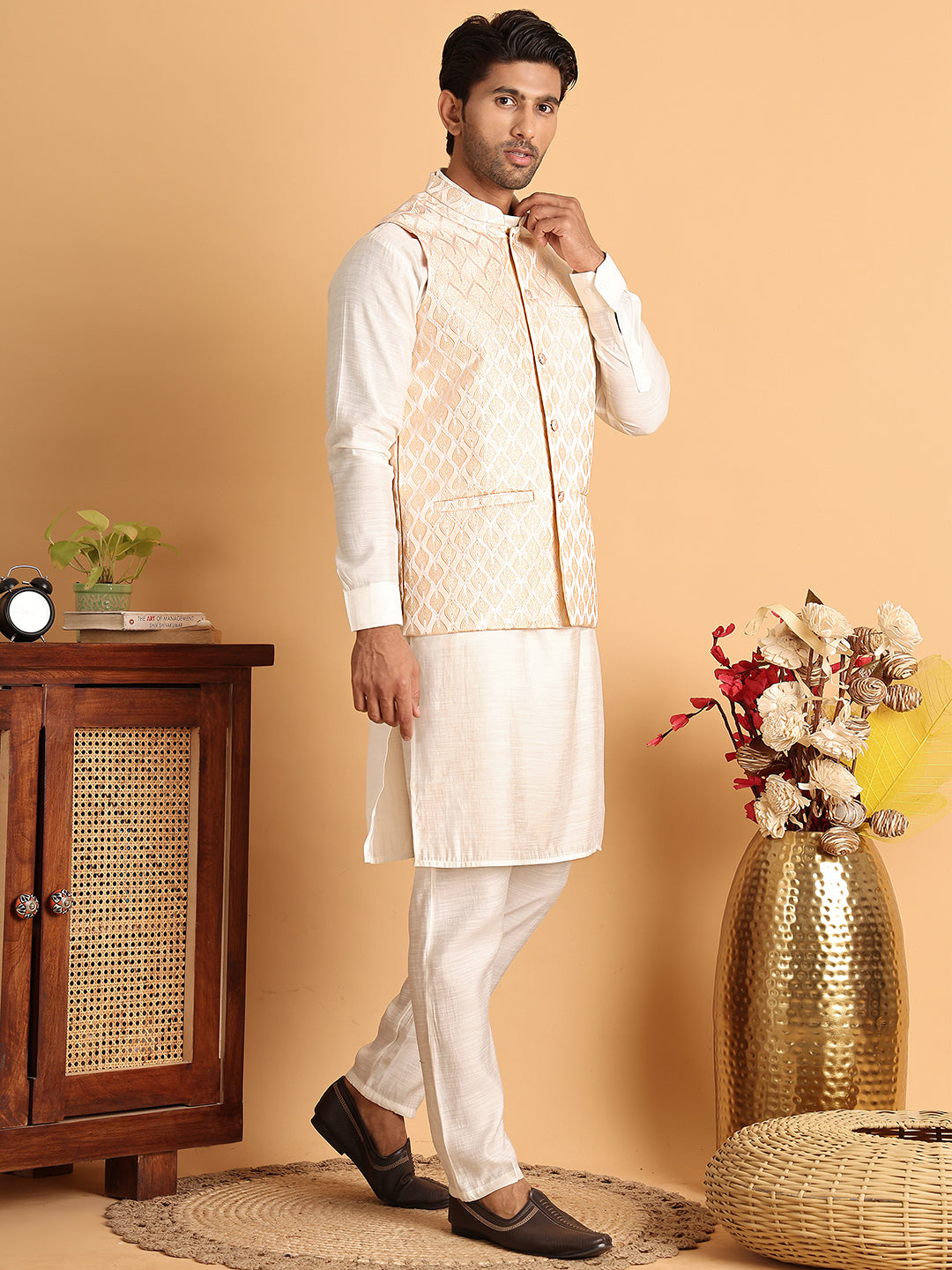 Men's Woven Design Nehru Jacket With Solid Kurta Pyjama ( ANMKPWC 592W 7018Peach )