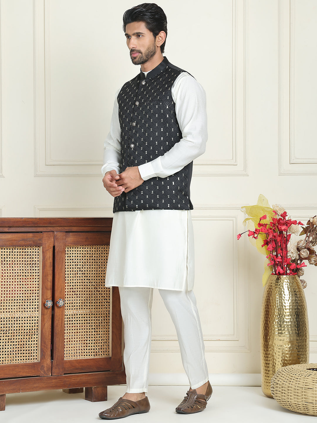 Embroidered Nehru Jacket With Solid Kurta Pyjama ( AANMKPWC 592W 7021Black  )