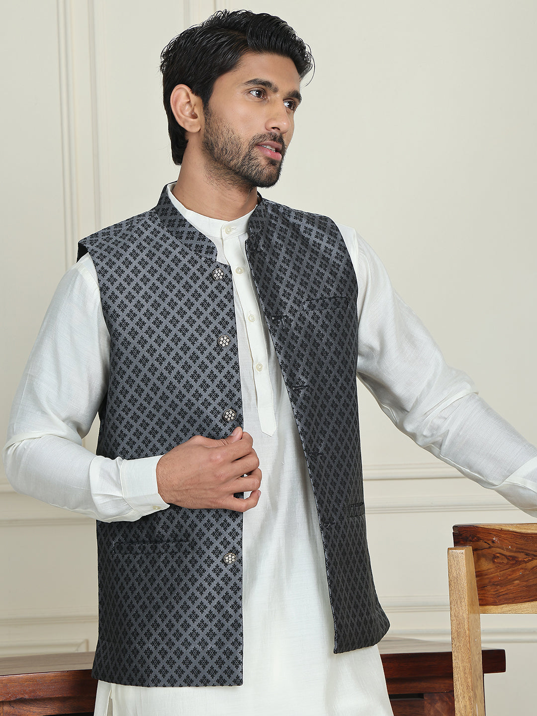 Men's Woven Design Nehru Jacket With Solid Kurta Pyjama ( ANMKPWC 592W 7023Silver )