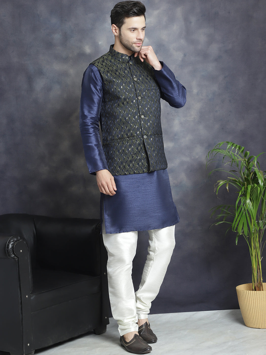 Embroidered Nehru Jacket With Solid Kurta Pyjama ( ANMKPWC 636N 7007Mehndi )