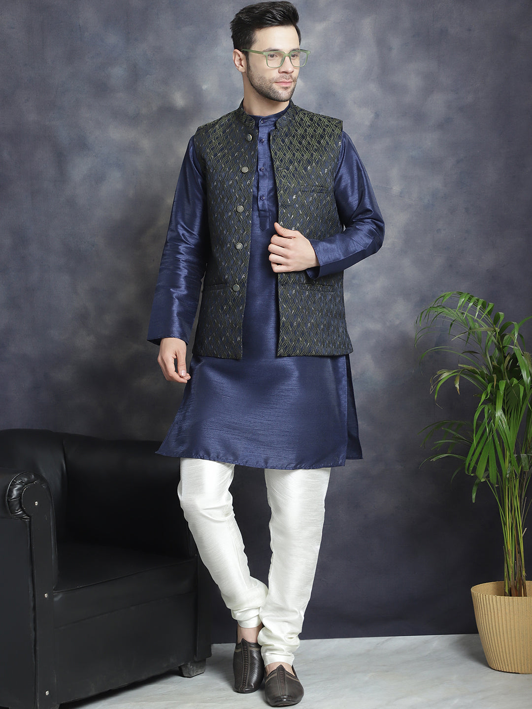 Embroidered Nehru Jacket With Solid Kurta Pyjama ( ANMKPWC 636N 7007Mehndi )
